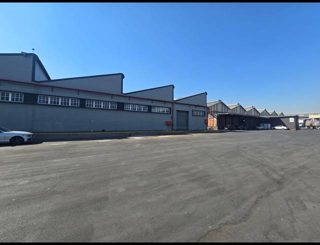5,751M² WAREHOUSE TO LET IN BOKSBURG EAST